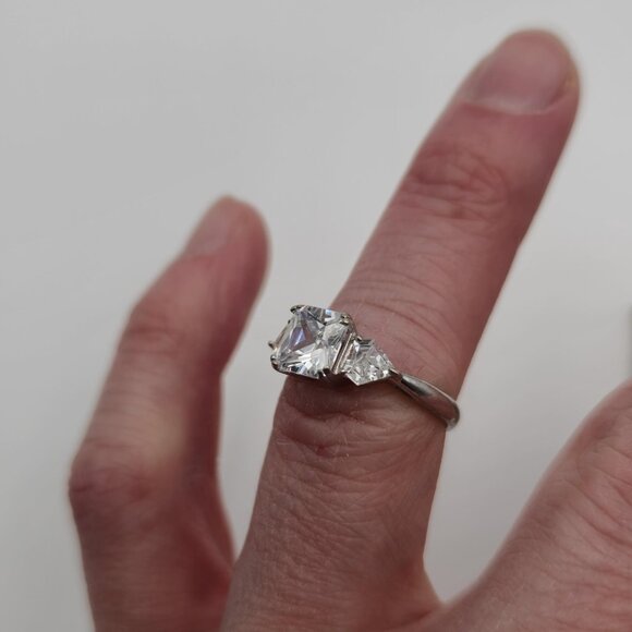 Size 6 Sterling Silver Square Fancy Cubic Zirconia Band Ring A2747 - Picture 6 of 10